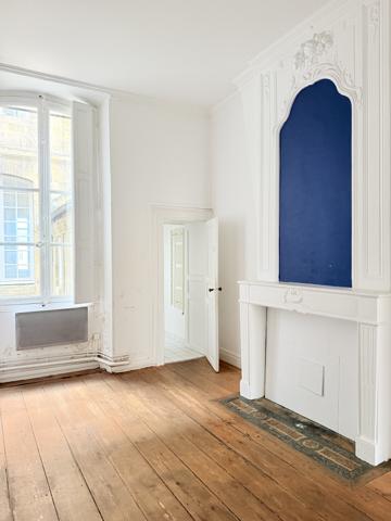 APPARTEMENT/BUREAU ST MICHEL