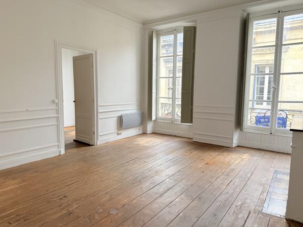 APPARTEMENT/BUREAU ST MICHEL
