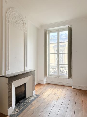 APPARTEMENT/BUREAU ST MICHEL