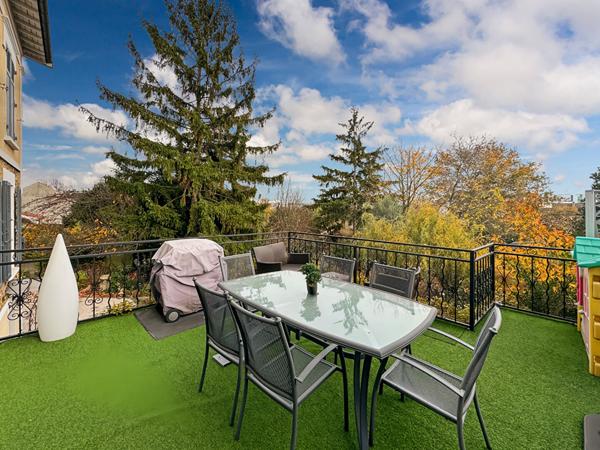 Maison de Prestige à Vendre à Rosny-sous-Bois
