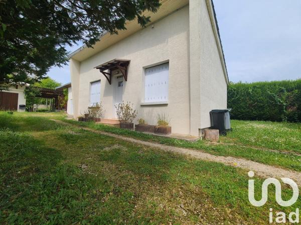 Maison 3 pièces de 75 m² à Saint-Benoist-sur-Vanne (10160)