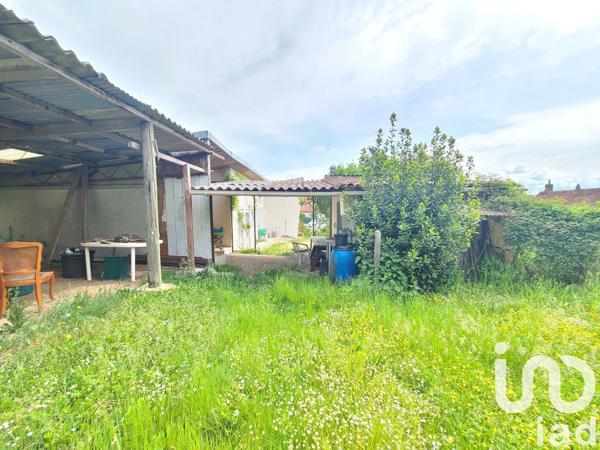 Maison 3 pièces de 75 m² à Saint-Benoist-sur-Vanne (10160)