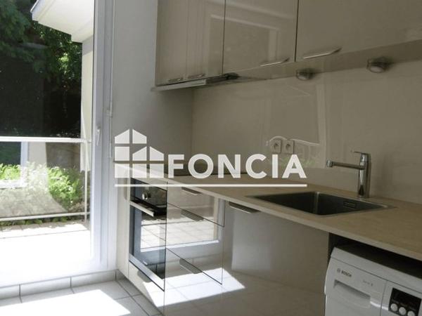 Location Appartement 2 pièces 49.19 m² - 3 PLACE DE LA GARE Chamalieres 63400