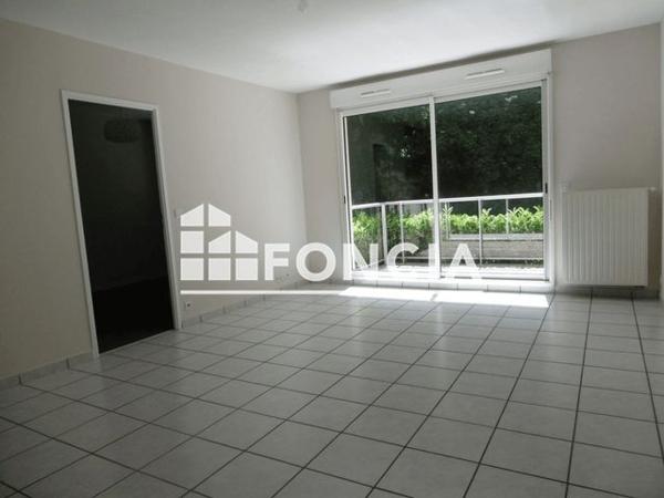 Location Appartement 2 pièces 49.19 m² - 3 PLACE DE LA GARE Chamalieres 63400