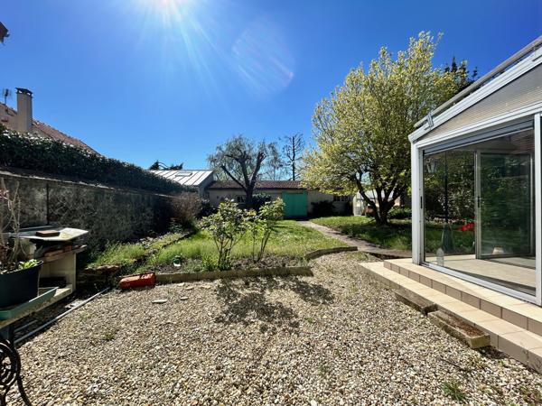Ollainville (91340) COEUR DE VILLE OLLAINVILLE LA ROCHE 150 m2 utiles