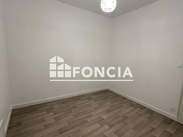 Location Appartement 3 pièces 56.08 m² - 1er ETAGE - PORTE 2 Niort 79000