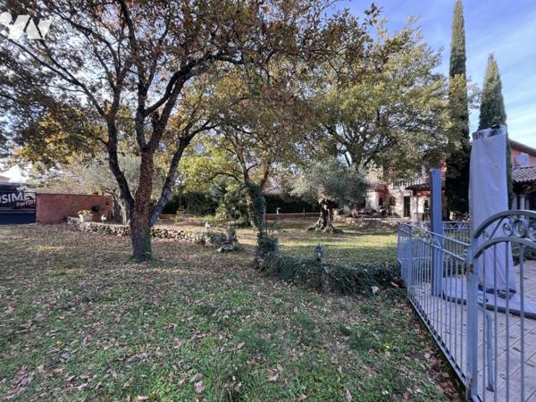 SAINT-PAUL-TROIS-CHATEAUX - VILLA D'ENV. 220 M² 