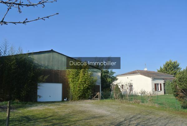 Maison 3 chambres avec piscine et un hangar de 180 m²