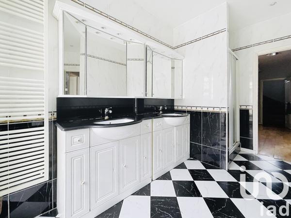 Immeuble à vendre 204 m² Douai