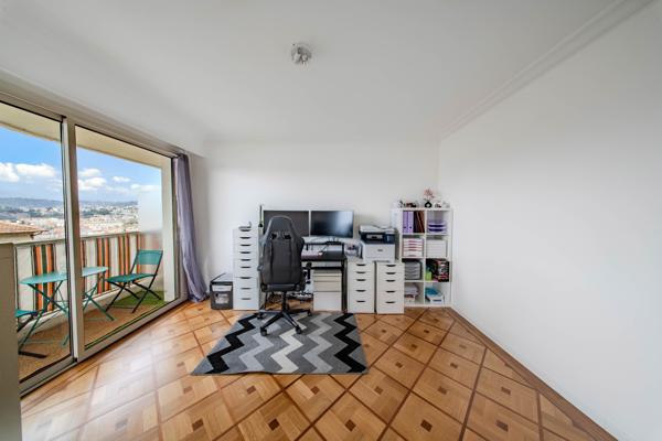 Appartement 5 pièces - 117 m² Exclusivité efficity