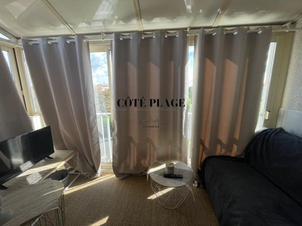 Vaux-sur-Mer (17640) VAUX-PONTAILLAC, Appartement duplex avec loggia, piscine, stationnement au prix de 147.000€ HAI