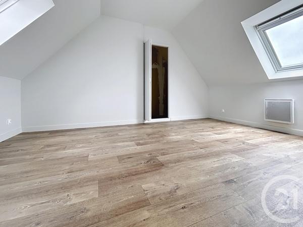 Immeuble à vendre  200 m2 GUILVINEC - 29