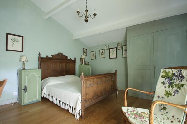 Rouillac (16170) CHARENTAISE 4 CHAMBRES, PISCINE ET JARDIN