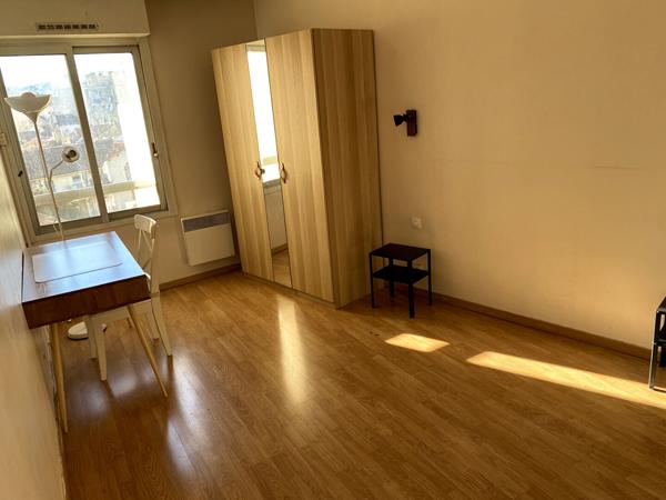 Jolie T2 en étage élevé de 51m2 avec terrasse de 10m2