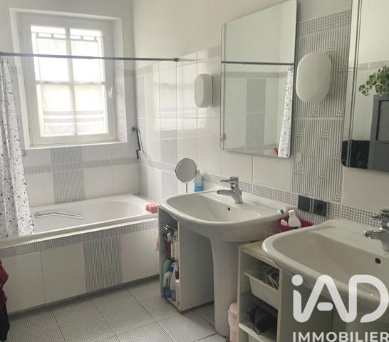 Maison à vendre 7 pièces 252 m² Marsilly