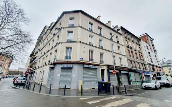 Appartement à vendre    1 pièce • 15 m2 Saint-Denis