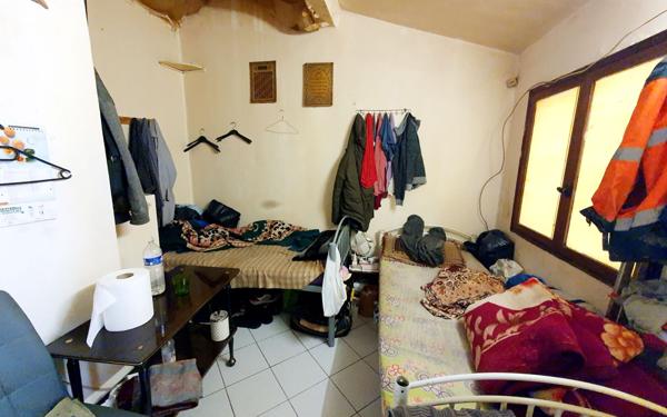 Appartement à vendre    1 pièce • 15 m2 Saint-Denis