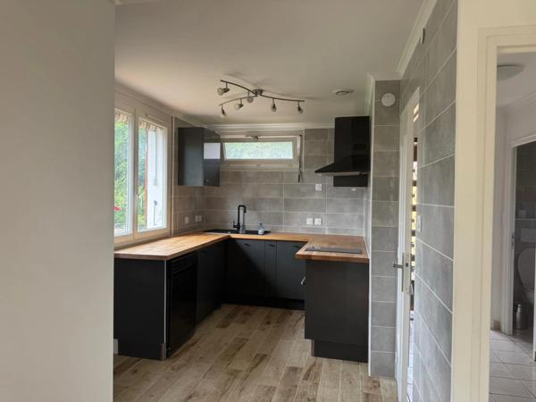 VILLA à vendre 5 pièces SAINT GENIS POUILLY (01)