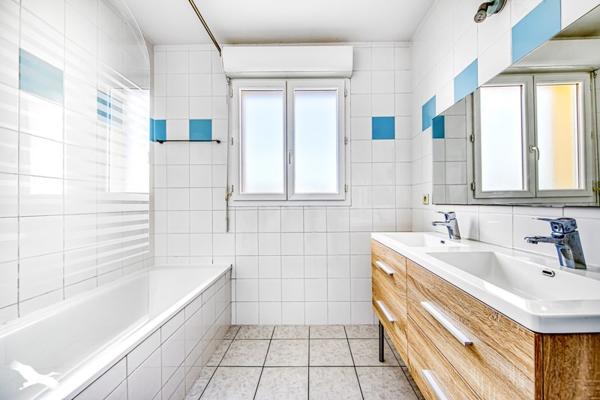 Maison à vendre |                                       Arès |                                        4 pièces  |  82 m²