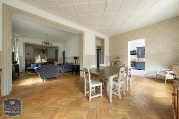 Maison à vendre 14 pièces 300m²