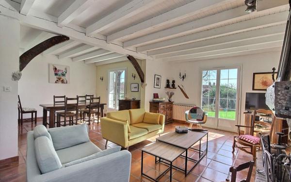 Maison à vendre    5 pièces •  Orthez