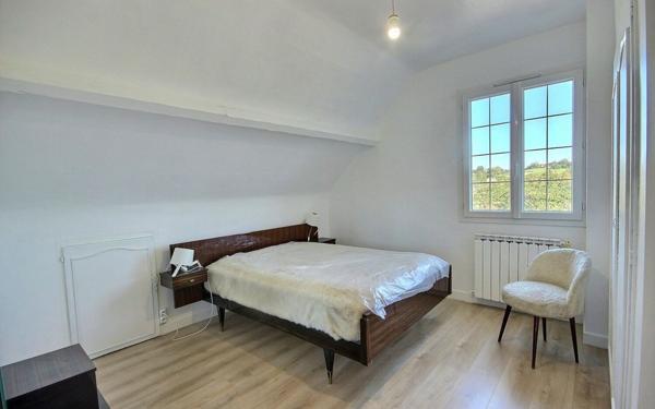 Maison à vendre    5 pièces •  Orthez