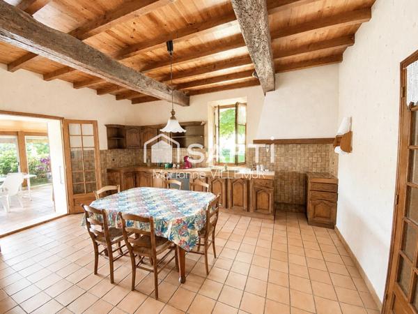 Maison 5 pièces, 118 m², 1,5 ha, proche Laplume