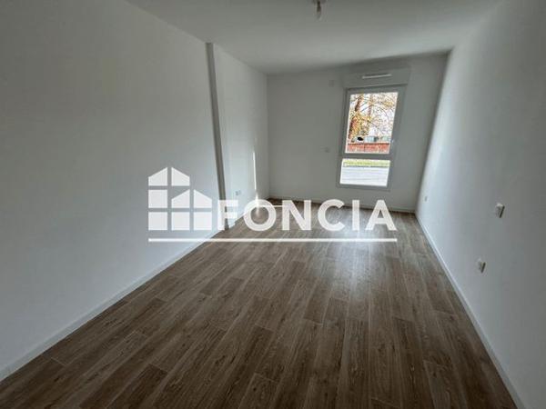 Location Appartement 3 pièces 59.39 m² - 19 QUAI CAMERE ET 38 AVENUE DE PARIS Vernon 27200