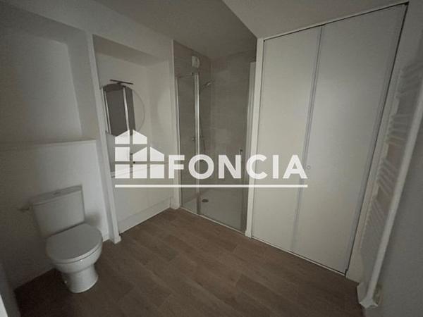 Location Appartement 3 pièces 59.39 m² - 19 QUAI CAMERE ET 38 AVENUE DE PARIS Vernon 27200