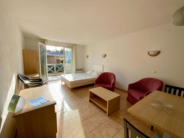 Studio 32 m²