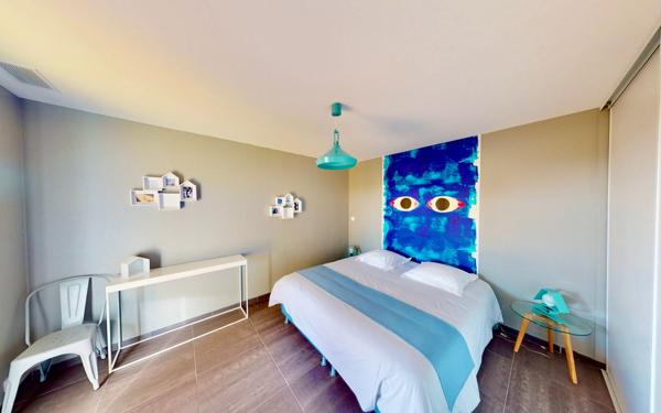 Maison à vendre    25 pièces •  Grospierres