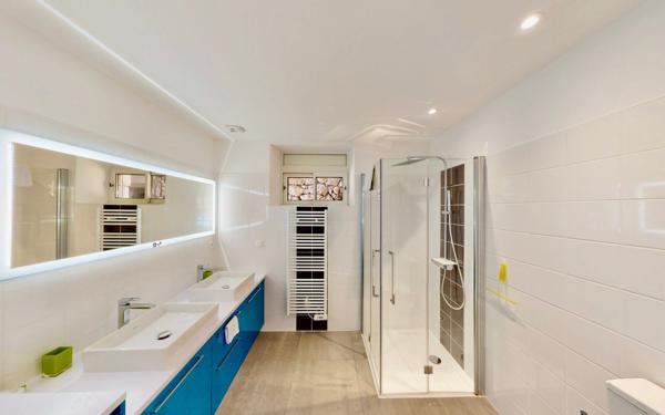 Maison à vendre    25 pièces •  Grospierres