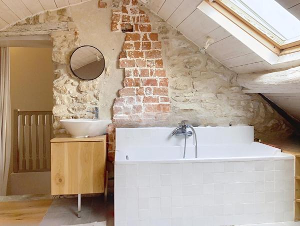 Maison familale de charme au cœur du vieux village