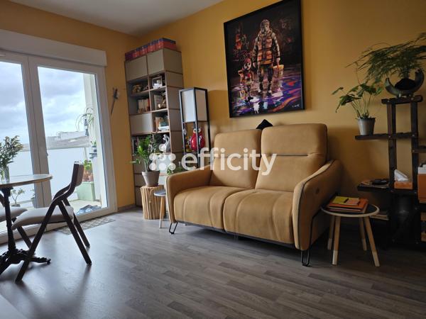 Appartement
         2 pièces
        - 44 m²