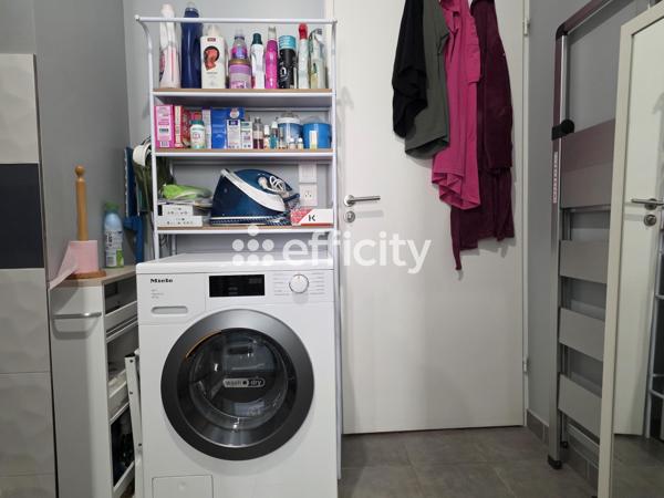 Appartement
         2 pièces
        - 44 m²