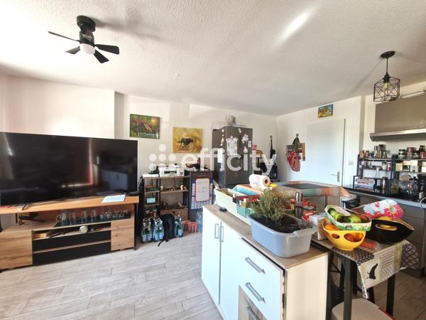 Appartement
         3 pièces
        - 56 m² Exclusivité