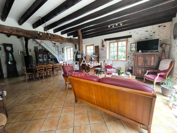 Maison à SAINT-MICHEL-ET-CHANVEAUX, 49420 - 7 pièces 140m²