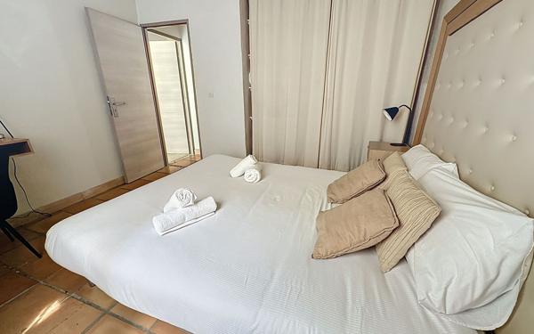 Appartement à vendre    2 pièces • 43,42 m2 Avignon