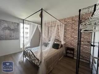 Appartement à louer 2 pièces 43.1m² Mérignac (33700)