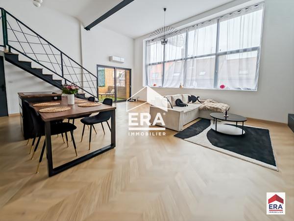 Superbe LOFT DUPLEX 98 m² - ÉTAT NEUF - Parking privatif- Extérieur - Proche Tram