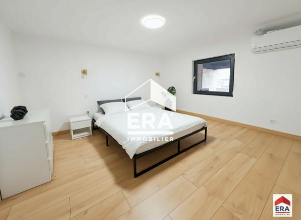 Superbe LOFT DUPLEX 98 m² - ÉTAT NEUF - Parking privatif- Extérieur - Proche Tram