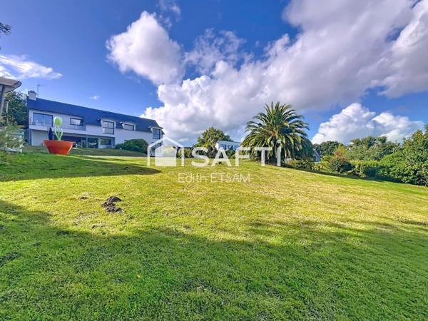 Maison contemporaine 7 pièces, 237m²