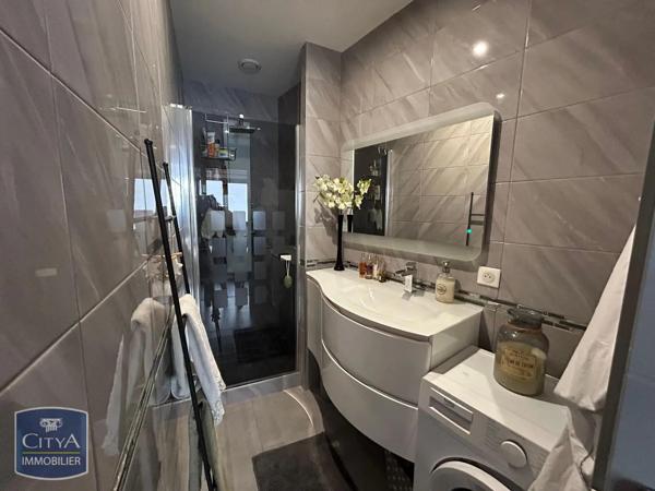Appartement à louer 2 pièces 38.65m² Aix-les-Bains (73100)