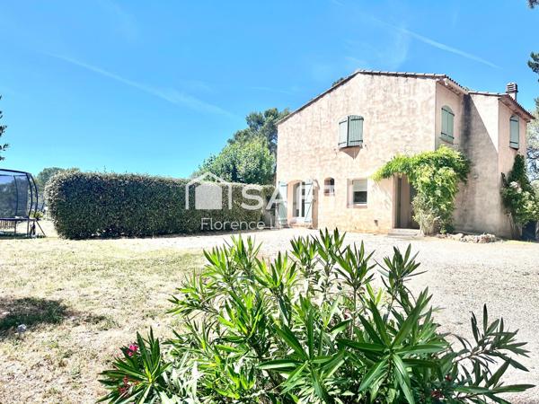 Belle bastide en position dominante