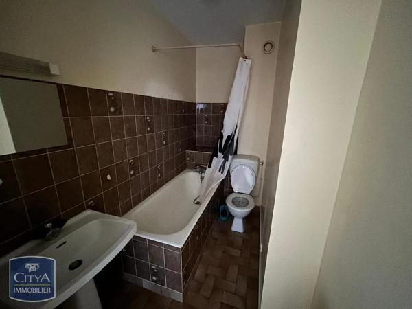 Appartement à louer 1 pièce 30m² Le Blanc (36300)
