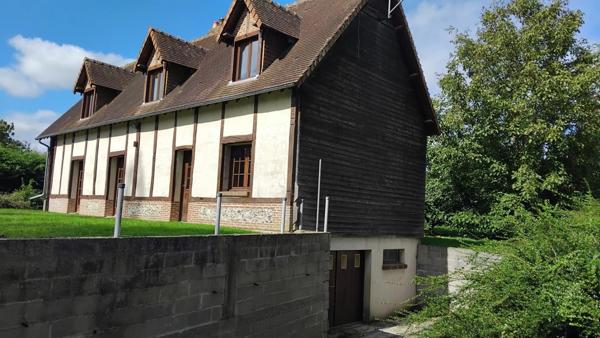 Maison à rénover sur 5000 m2 de terrain