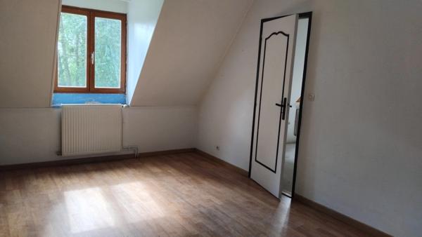 Maison à rénover sur 5000 m2 de terrain