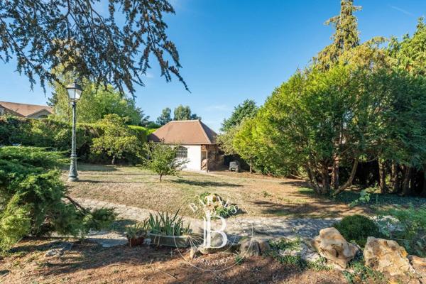 Chambourcy, Maison 7 Chambres -  230 m² à vendre