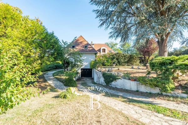 Chambourcy, Maison 7 Chambres -  230 m² à vendre