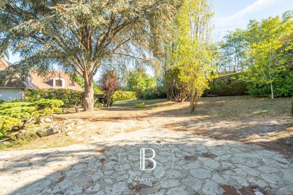 Chambourcy, Maison 7 Chambres -  230 m² à vendre